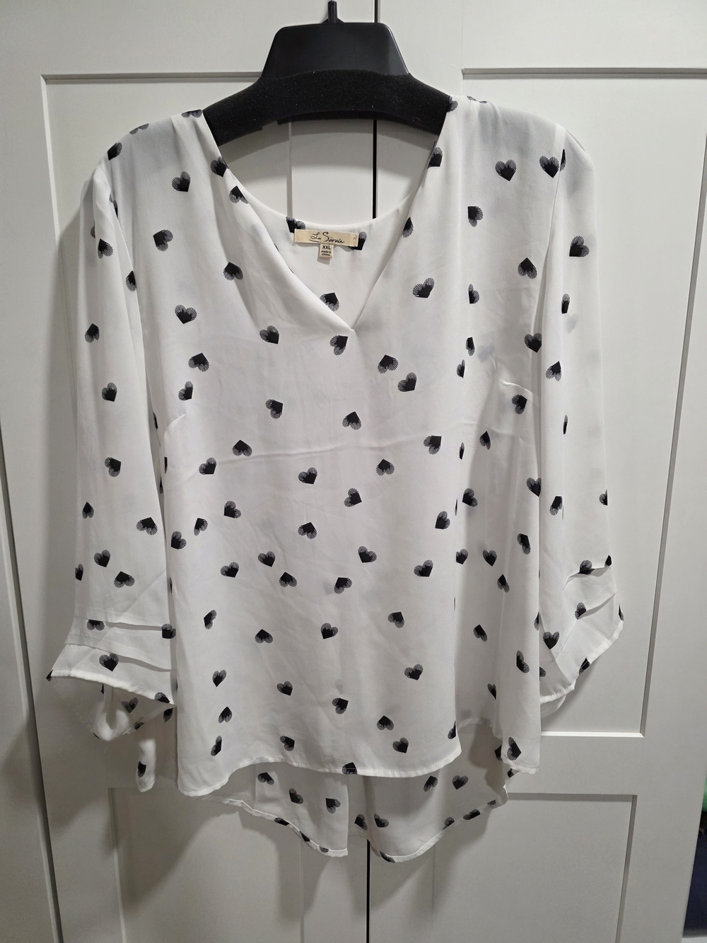 Lightweight White Heart-Print V-Neck Blouse